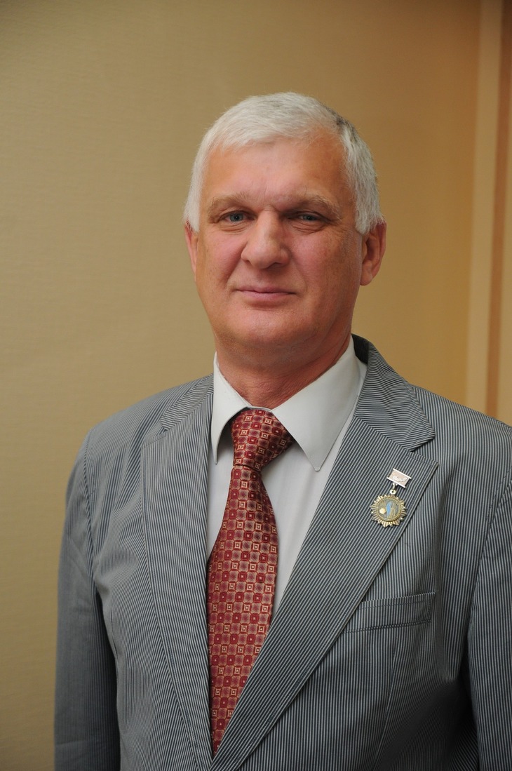 Александр Кирсанов