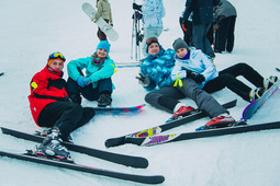 Лыжники и сноубордисты