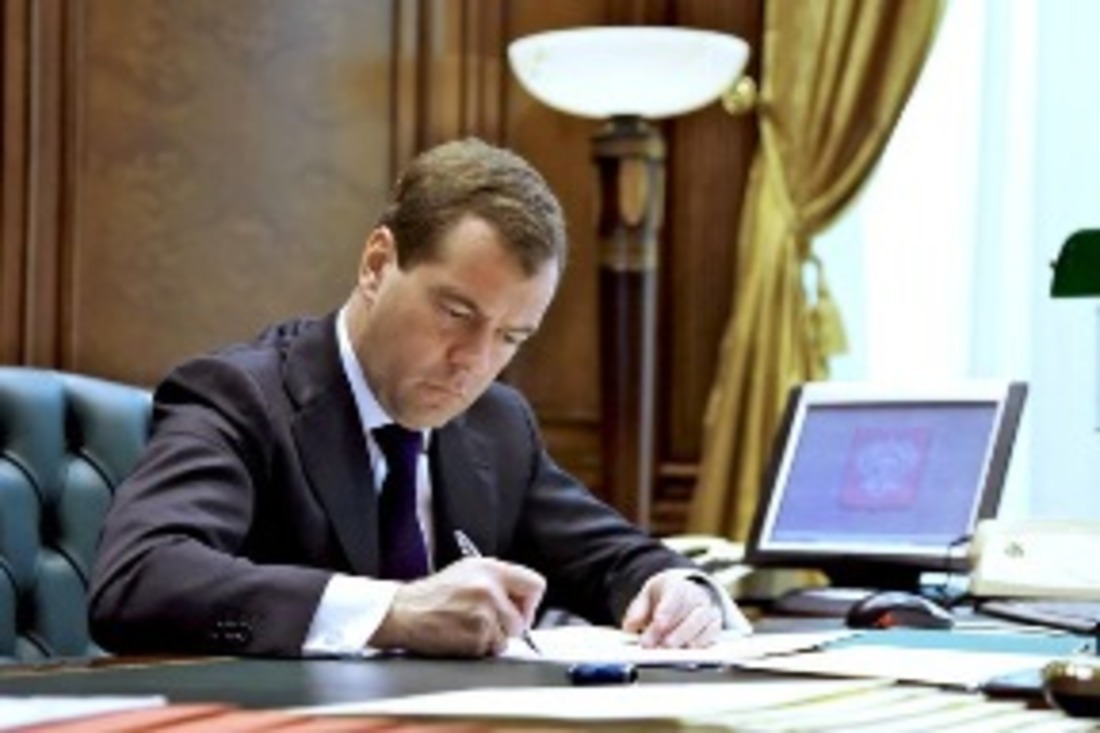 Медведев дал ряд поручений, чтобы помочь НОВАТЭКу в Арктике