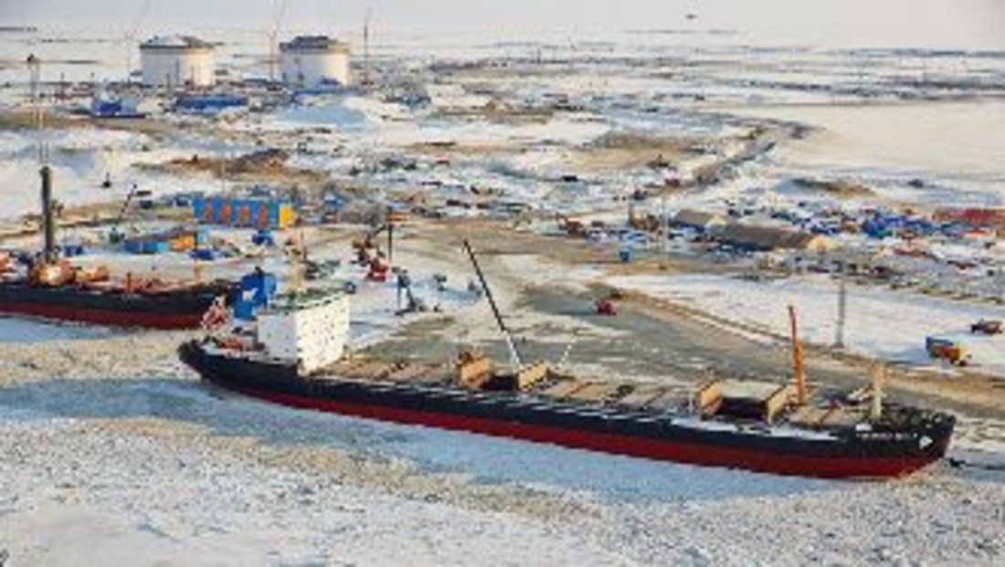 Порт Сабетта в конце марта примет первый СПГ-танкер для "Ямал СПГ"